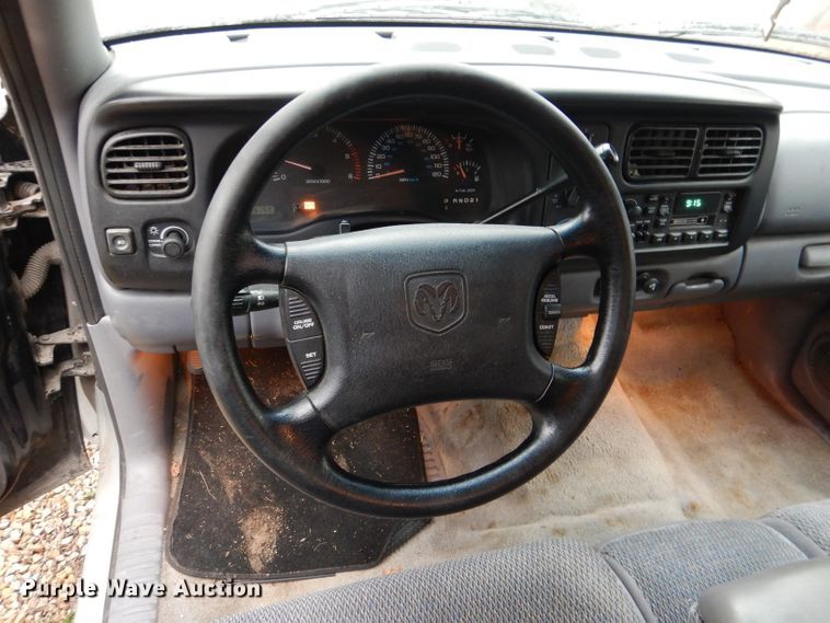 image for item DL4841 1997 Dodge Dakota  Ext. Cab pickup truck