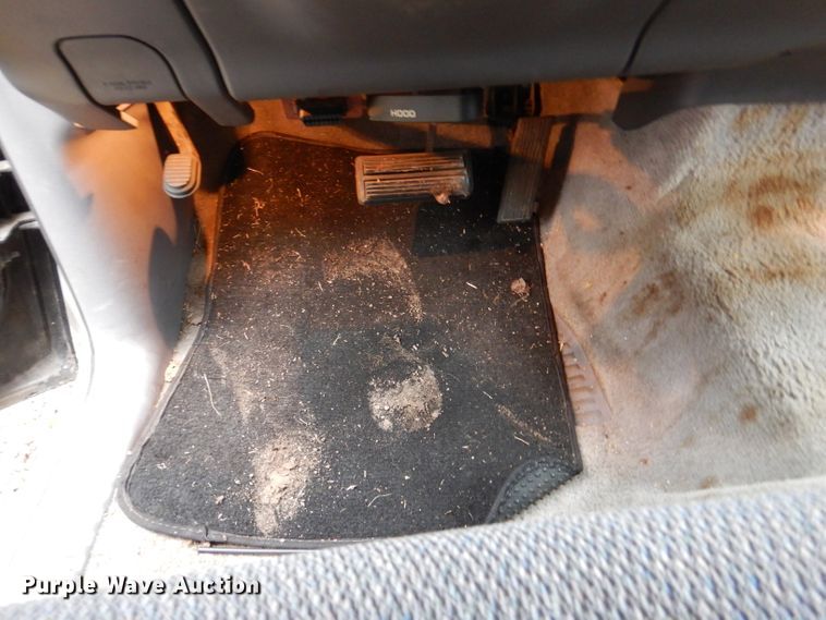 image for item DL4841 1997 Dodge Dakota  Ext. Cab pickup truck