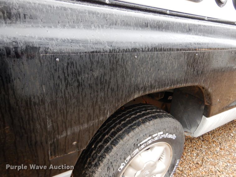 image for item DL4841 1997 Dodge Dakota  Ext. Cab pickup truck