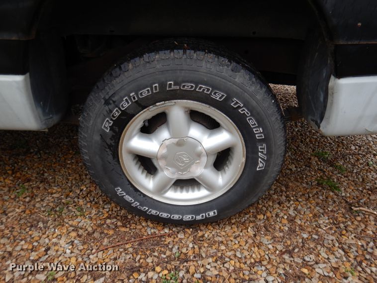 image for item DL4841 1997 Dodge Dakota  Ext. Cab pickup truck