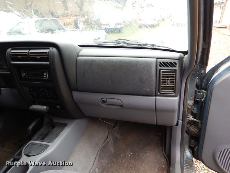 image for item DL4842 1997 Jeep Cherokee  SUV