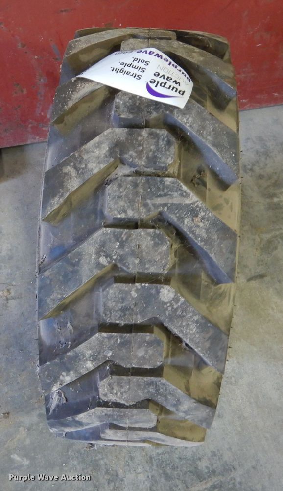 image for item DL4852 Samson 14-17.5NHS tire