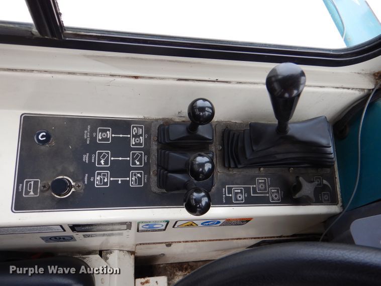 image for item DL4865 Tennant 385  sweeper