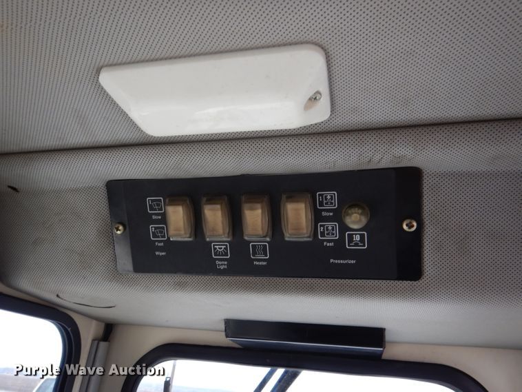 image for item DL4865 Tennant 385  sweeper