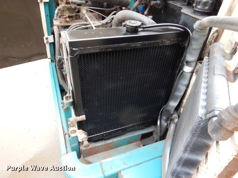 image for item DL4865 Tennant 385  sweeper