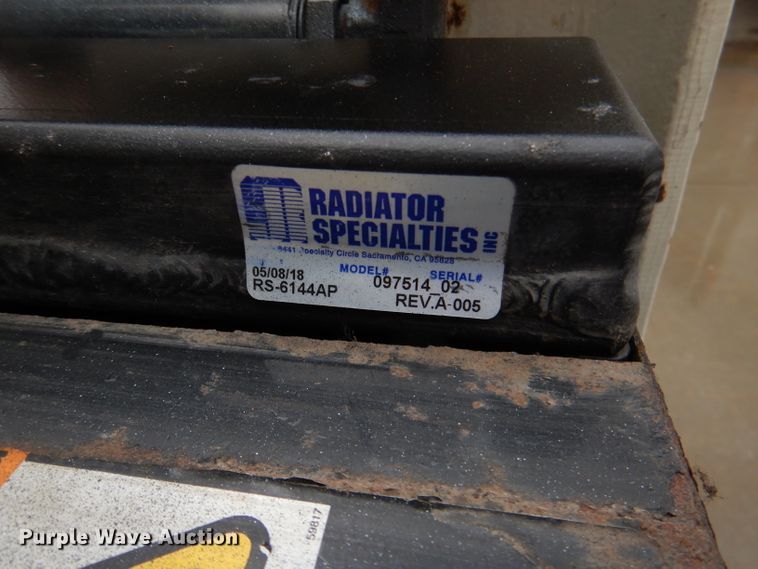 image for item DL4865 Tennant 385  sweeper