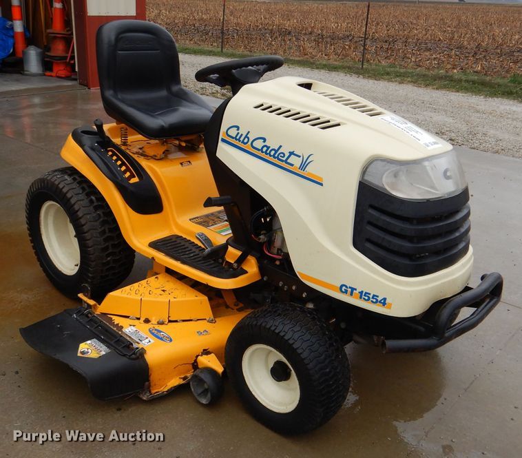 image for item DL4866 Cub Cadet GT1554  lawn mower
