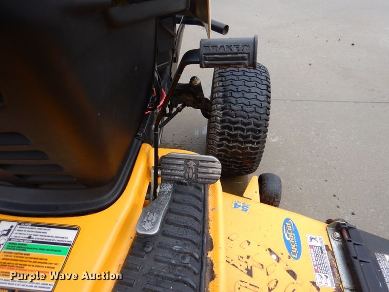 image for item DL4866 Cub Cadet GT1554  lawn mower