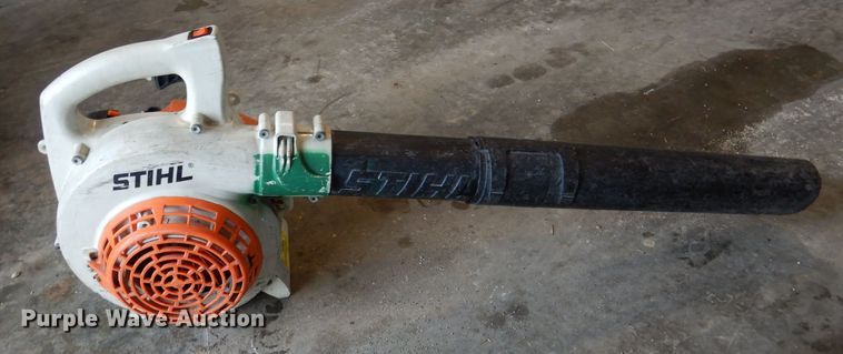 image for item DL4874 Leaf blowers