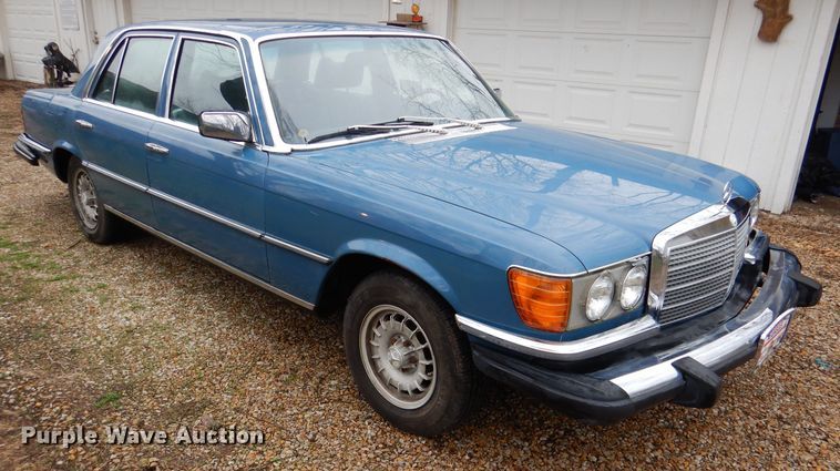 image for item DL4892 1976 Mercedes Benz 280S  passenger vehicle