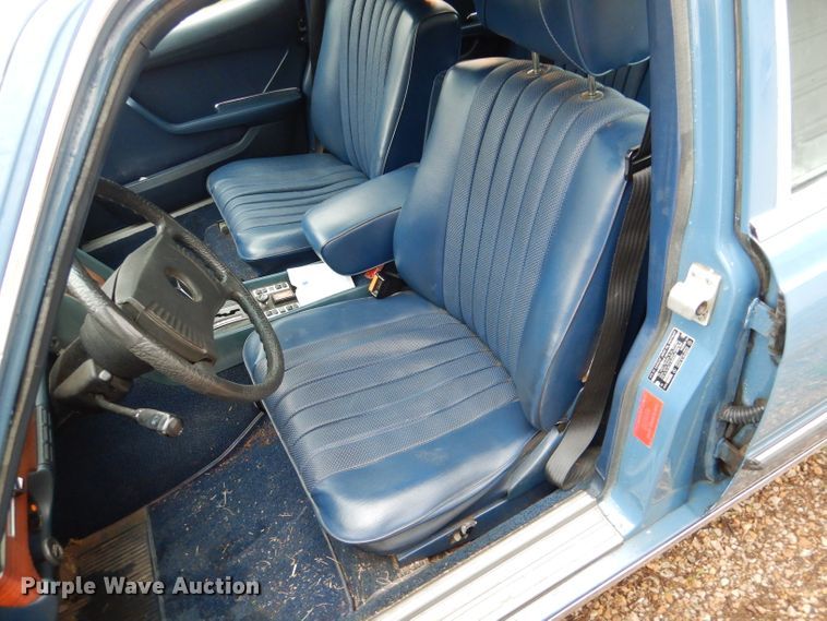 image for item DL4892 1976 Mercedes Benz 280S  passenger vehicle