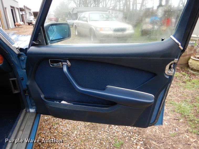 image for item DL4892 1976 Mercedes Benz 280S  passenger vehicle