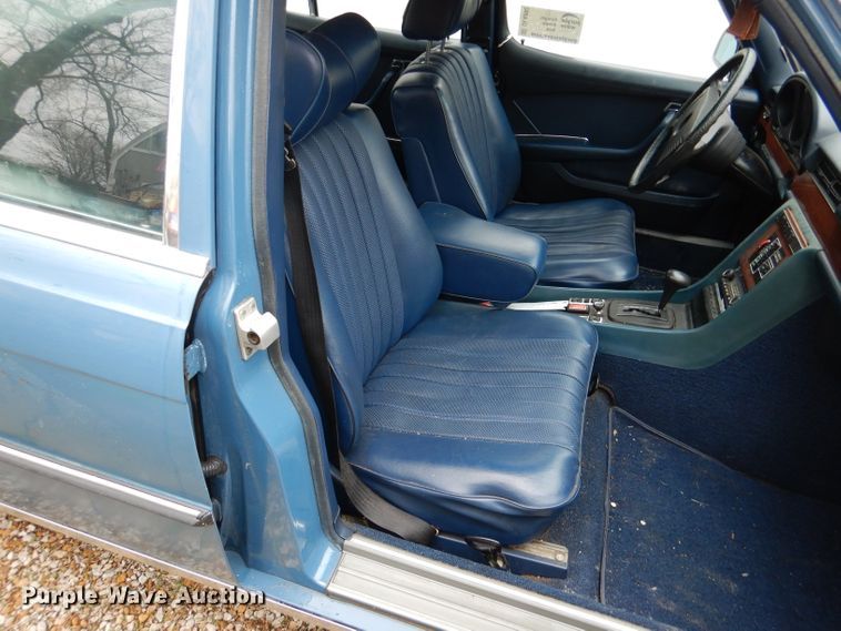 image for item DL4892 1976 Mercedes Benz 280S  passenger vehicle