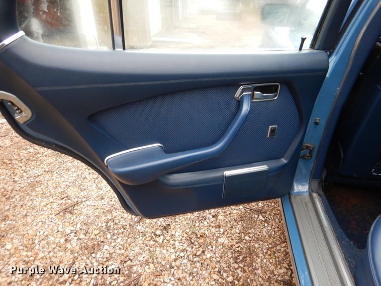 image for item DL4892 1976 Mercedes Benz 280S  passenger vehicle