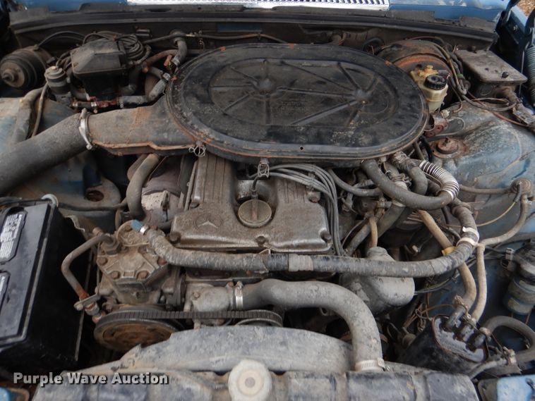 image for item DL4892 1976 Mercedes Benz 280S  passenger vehicle