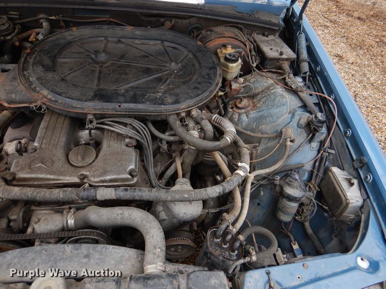 image for item DL4892 1976 Mercedes Benz 280S  passenger vehicle