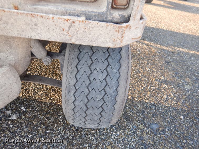 image for item DL4910 (4) Club Car golf carts