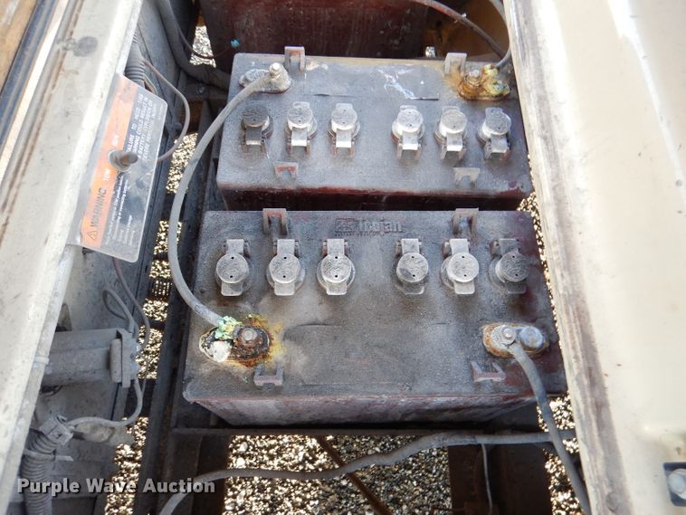 image for item DL4910 (4) Club Car golf carts