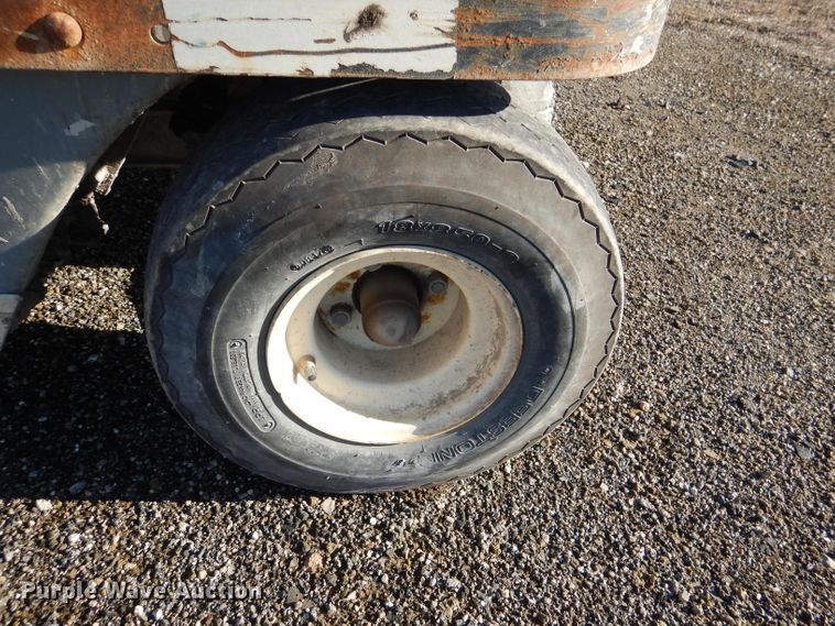 image for item DL4915 (4) Club Car golf carts