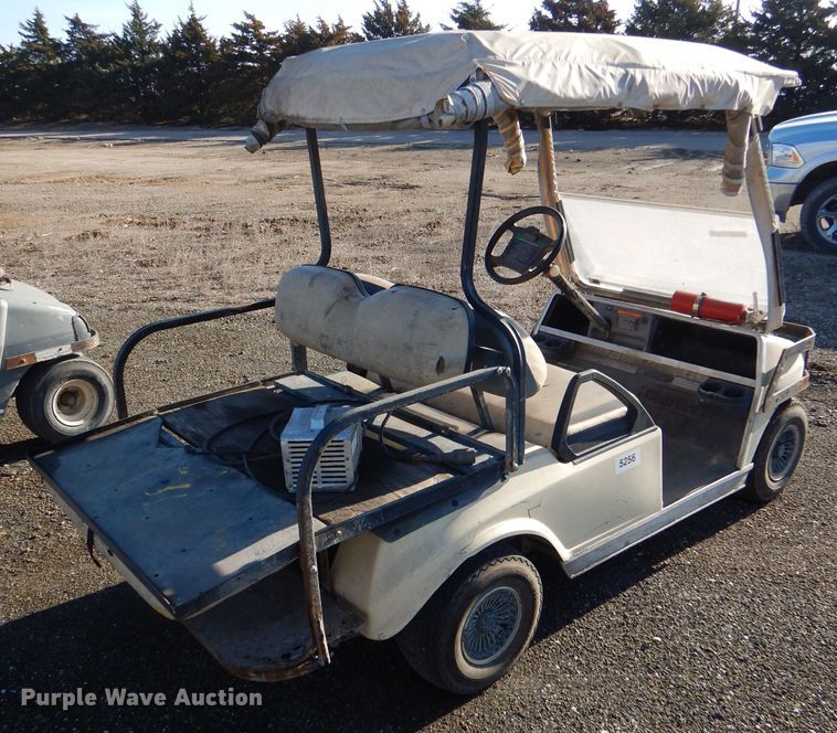 image for item DL4915 (4) Club Car golf carts