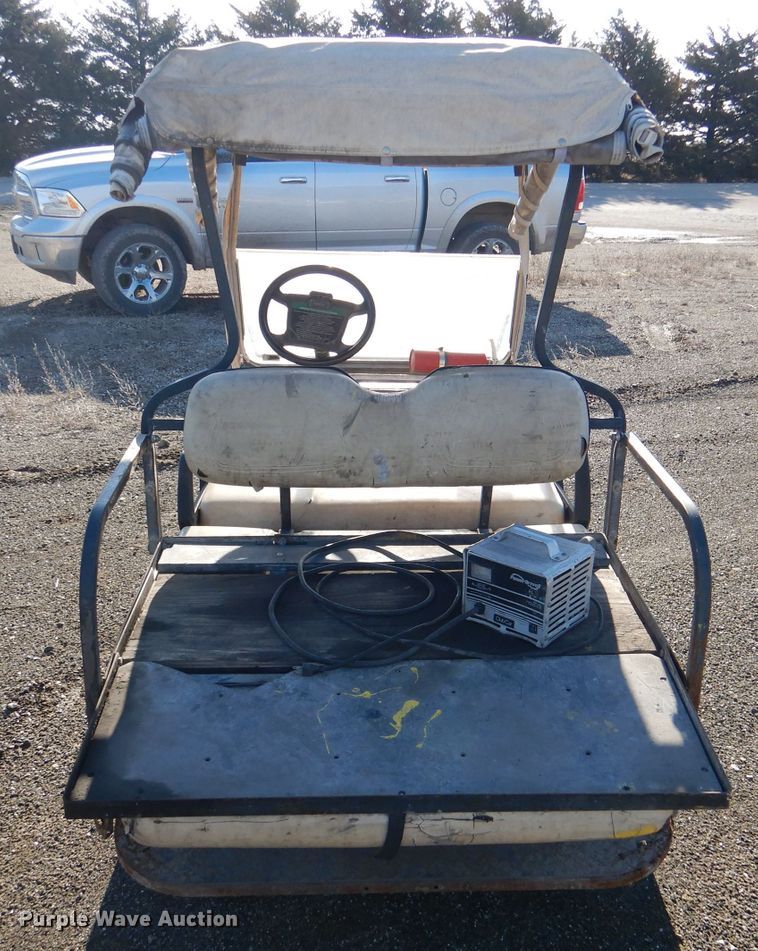 image for item DL4915 (4) Club Car golf carts