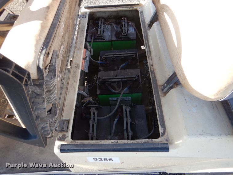 image for item DL4915 (4) Club Car golf carts