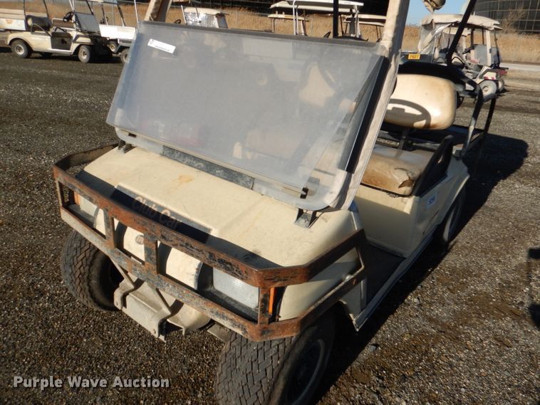 image for item DL4915 (4) Club Car golf carts