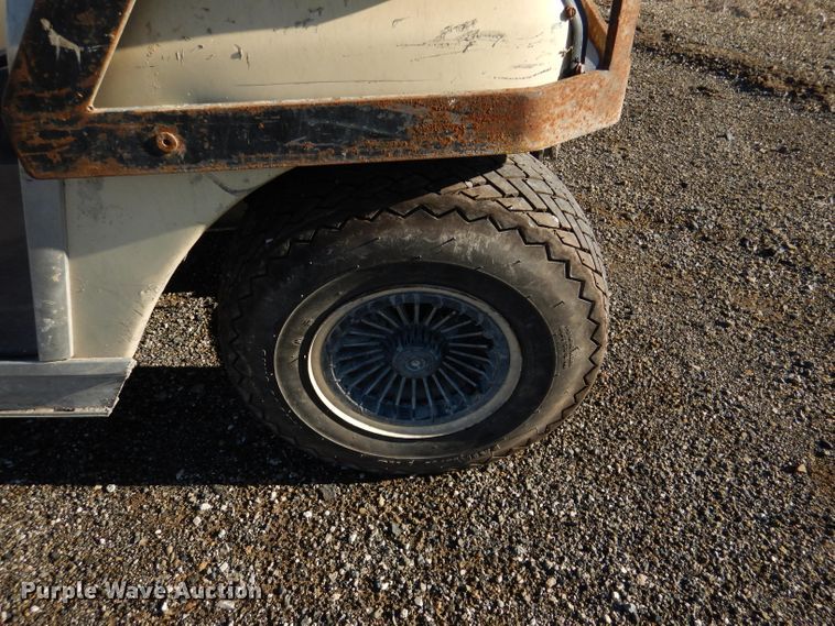 image for item DL4915 (4) Club Car golf carts