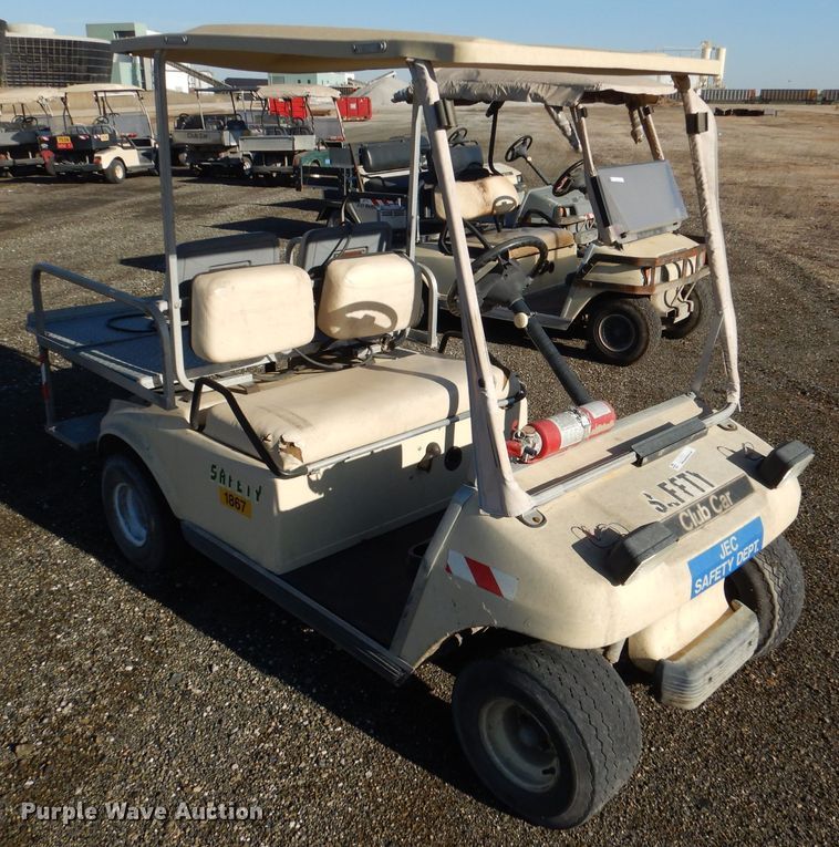 image for item DL4915 (4) Club Car golf carts