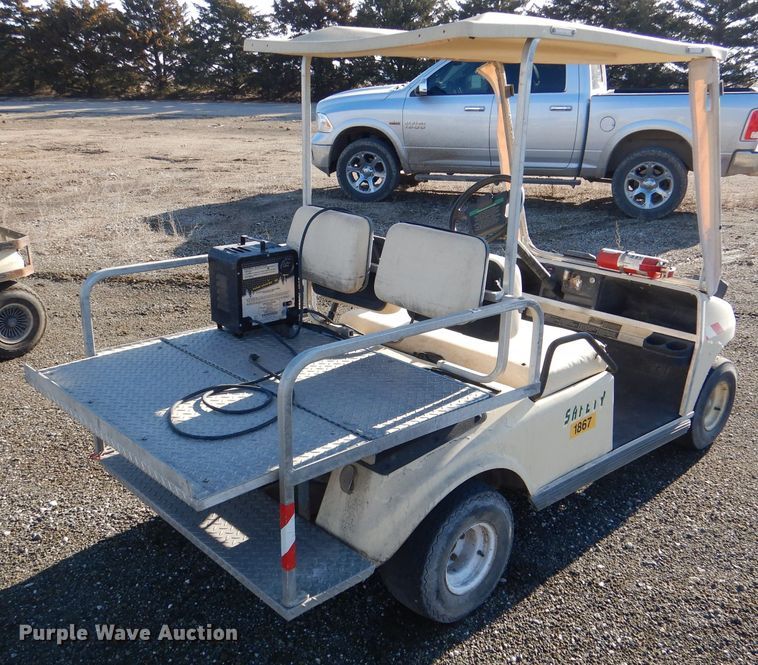 image for item DL4915 (4) Club Car golf carts