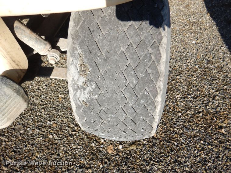 image for item DL4915 (4) Club Car golf carts