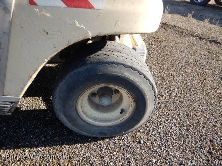 image for item DL4915 (4) Club Car golf carts