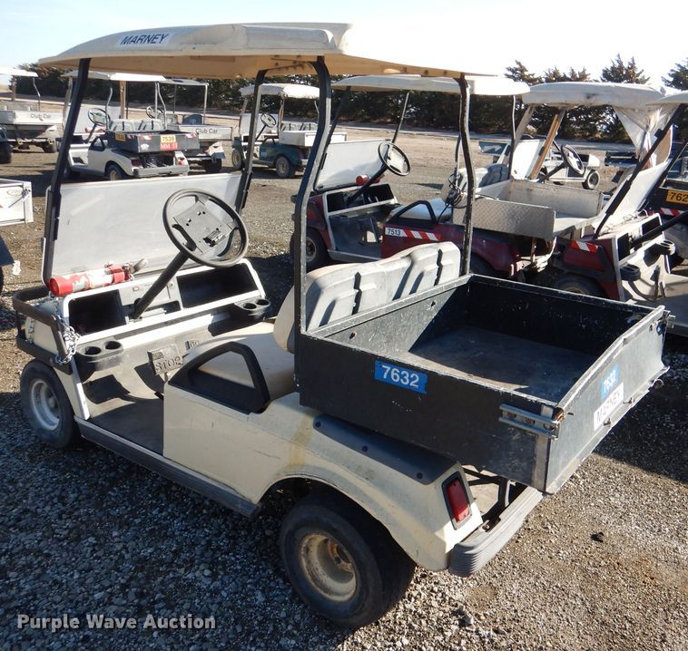 image for item DL4916 (4) Club Car golf carts