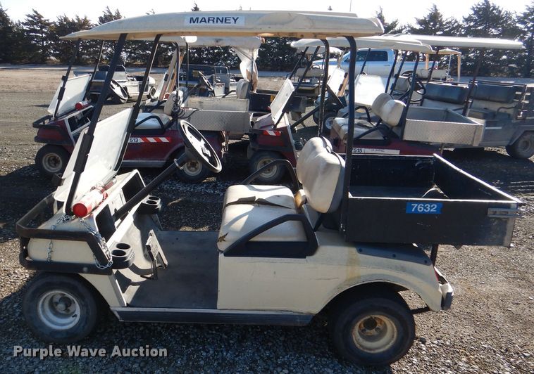 image for item DL4916 (4) Club Car golf carts