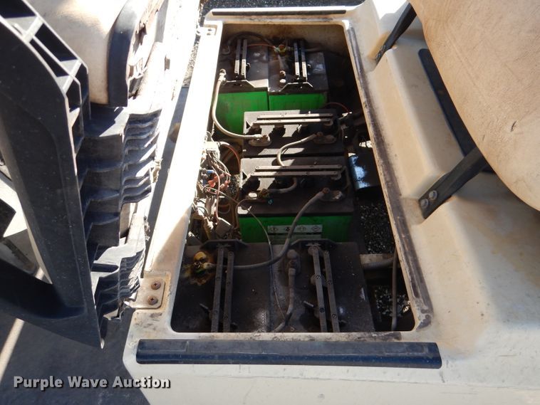 image for item DL4916 (4) Club Car golf carts