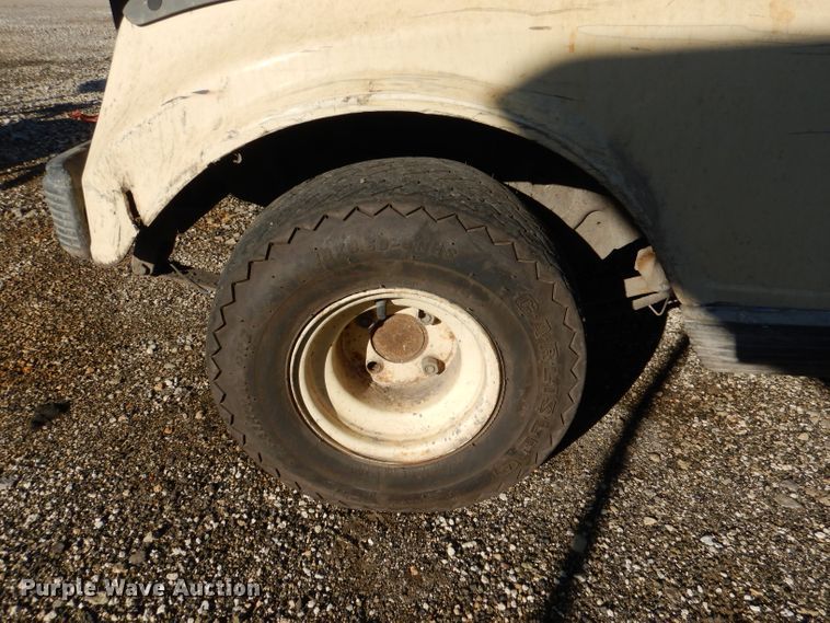 image for item DL4916 (4) Club Car golf carts