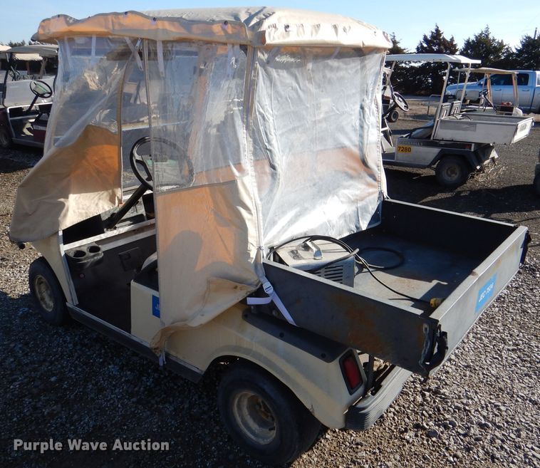 image for item DL4916 (4) Club Car golf carts
