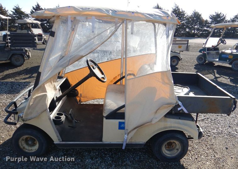 image for item DL4916 (4) Club Car golf carts