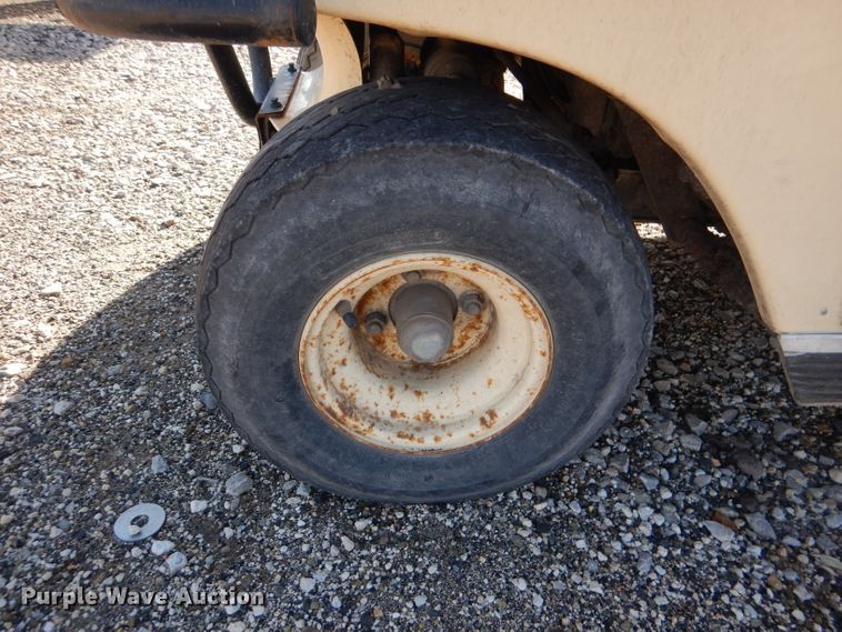 image for item DL4916 (4) Club Car golf carts