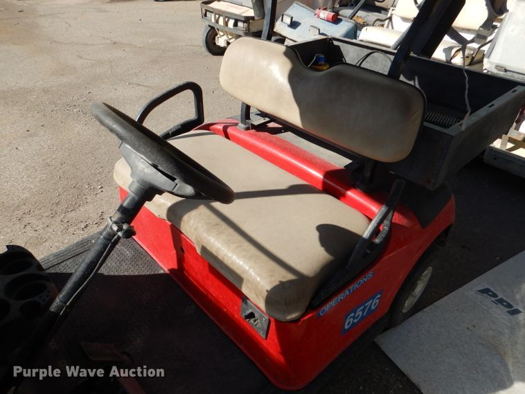 image for item DL4917 (8) golf carts