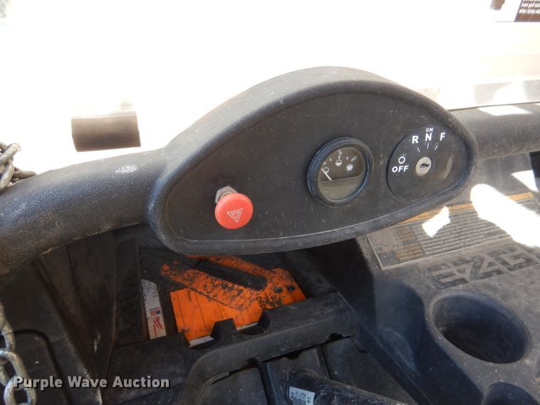 image for item DL4917 (8) golf carts