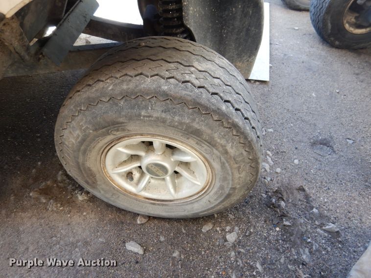 image for item DL4917 (8) golf carts