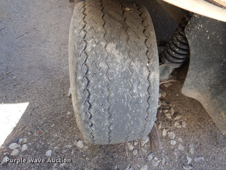 image for item DL4917 (8) golf carts