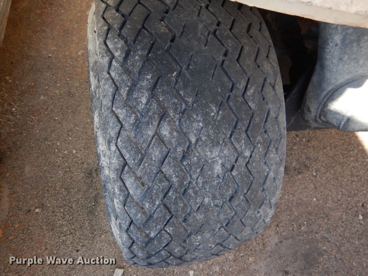 image for item DL4917 (8) golf carts