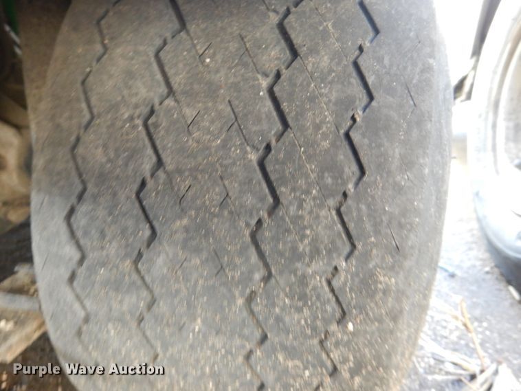 image for item DL4917 (8) golf carts