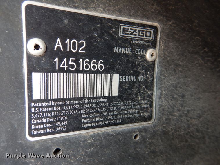 image for item DL4917 (8) golf carts