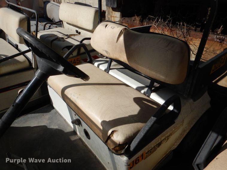image for item DL4917 (8) golf carts