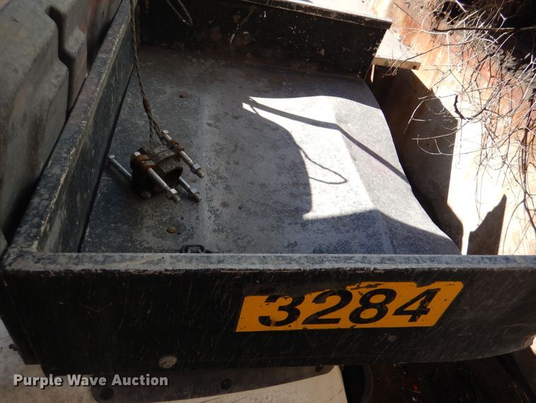 image for item DL4917 (8) golf carts