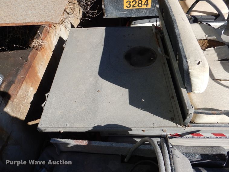 image for item DL4917 (8) golf carts