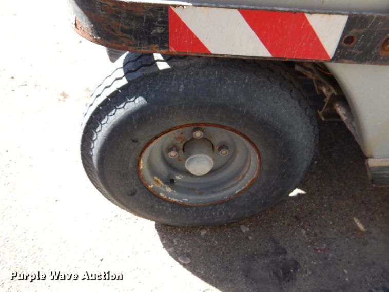 image for item DL4917 (8) golf carts